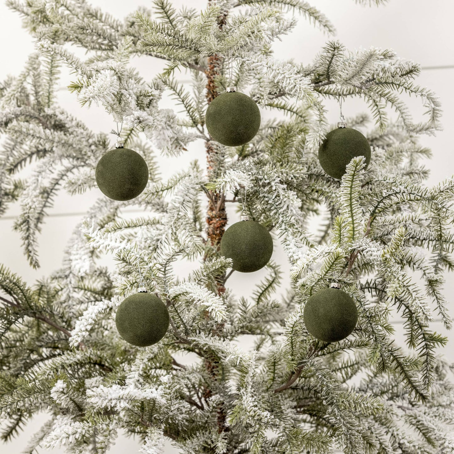 2.5" FOREST FLOCKED BALLS