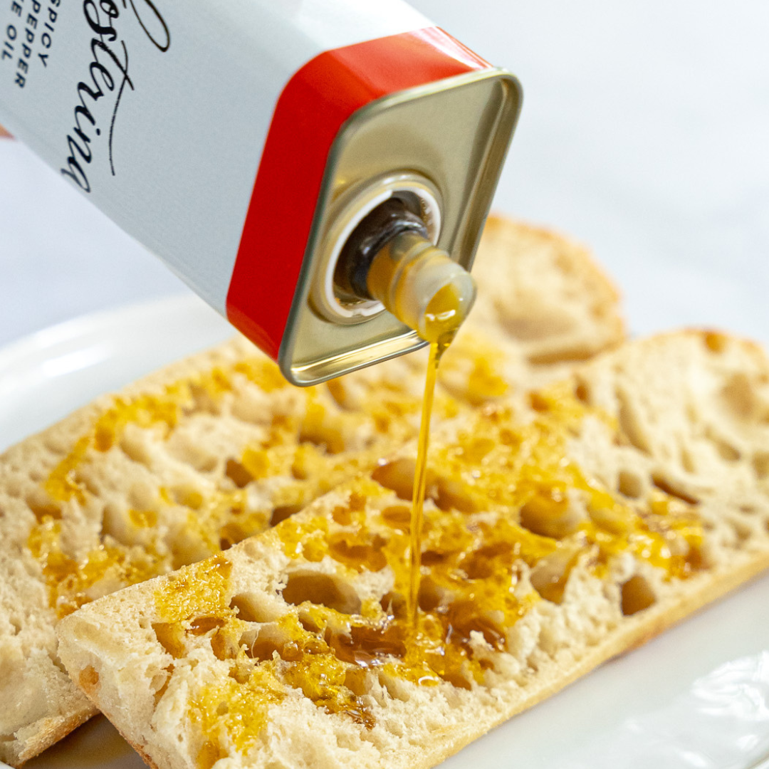 Spicy Red Pepper Olive Oil (500ml Tin)