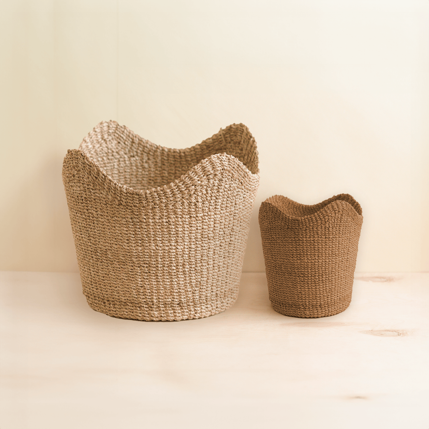 Small Tan Scallop Basket