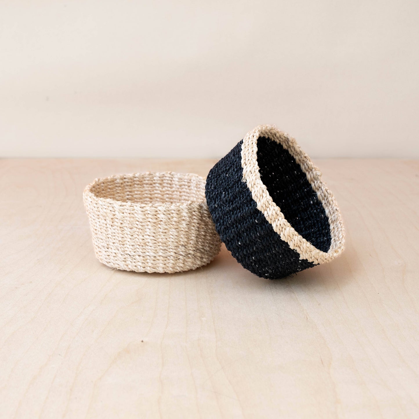 Black Small Round Trinket Basket