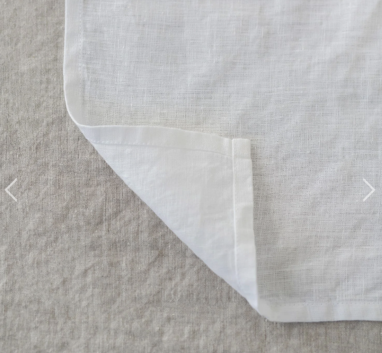 Lightweight Linen Table Runner