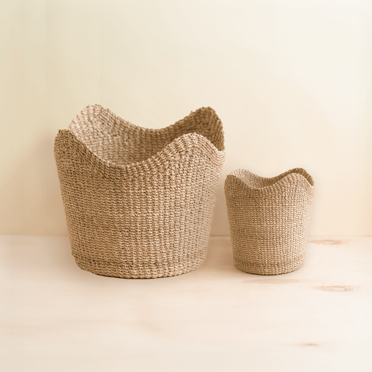 Small Natural Scallop Basket