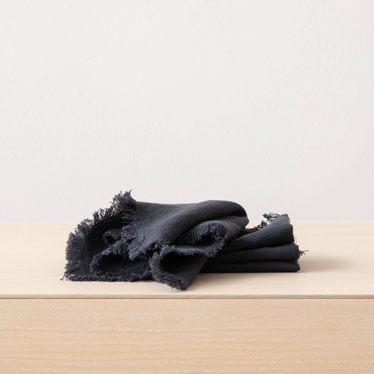 Hand-Made Linen Napkin Terra Fringe NAVY