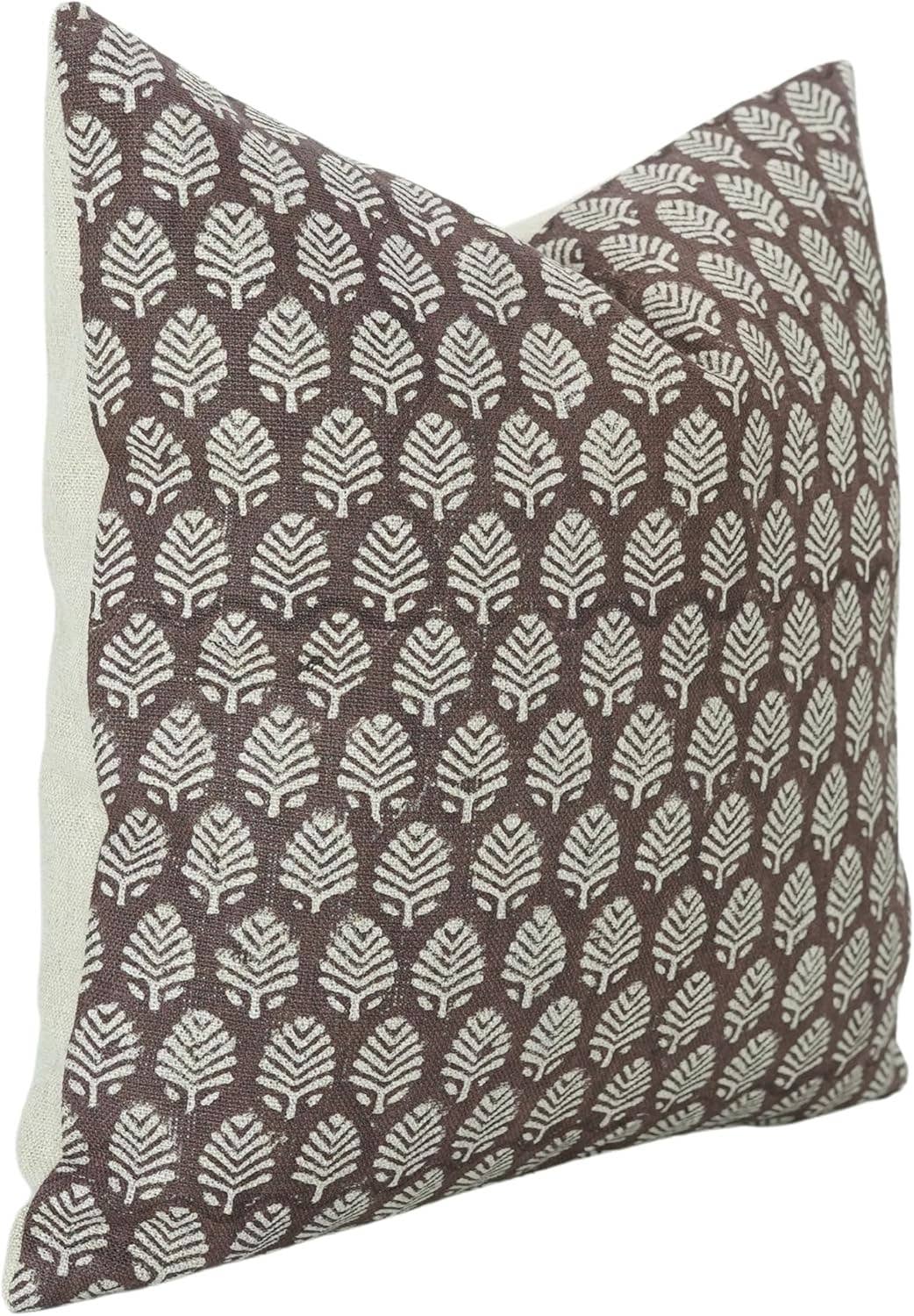 Sangmarma Linen Pillow