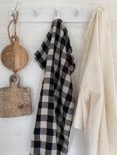 Load image into Gallery viewer, Thick Kitchen Cloth / Black Natural Check
