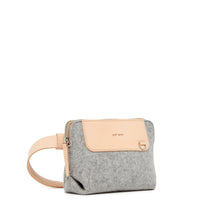 Load image into Gallery viewer, Bedford Merino Wool Felt Belt Bag: Granite/Natural
