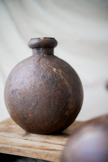 Vintage Iron Pot