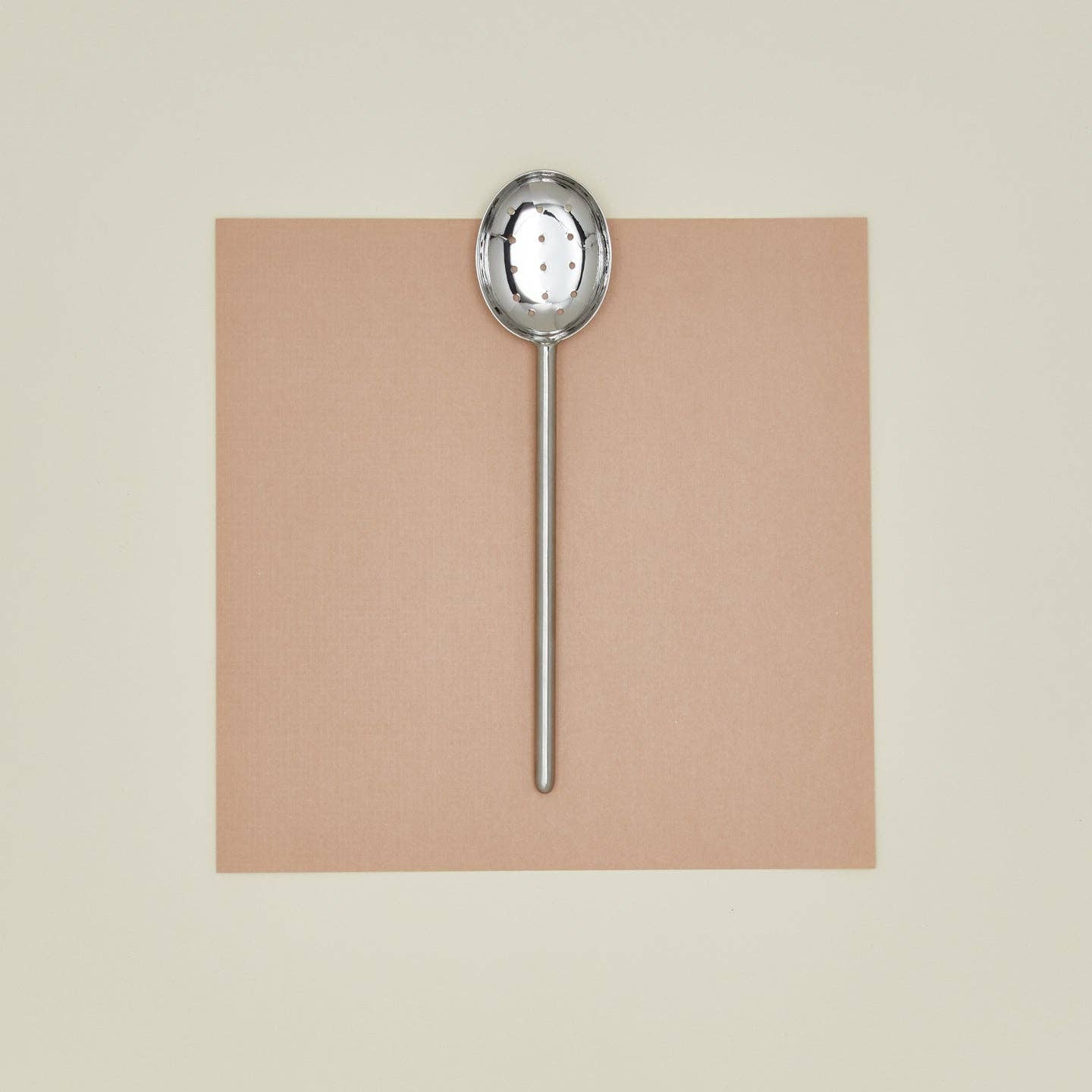 SIMPLE METAL SLOTTED SPOON - SILVER