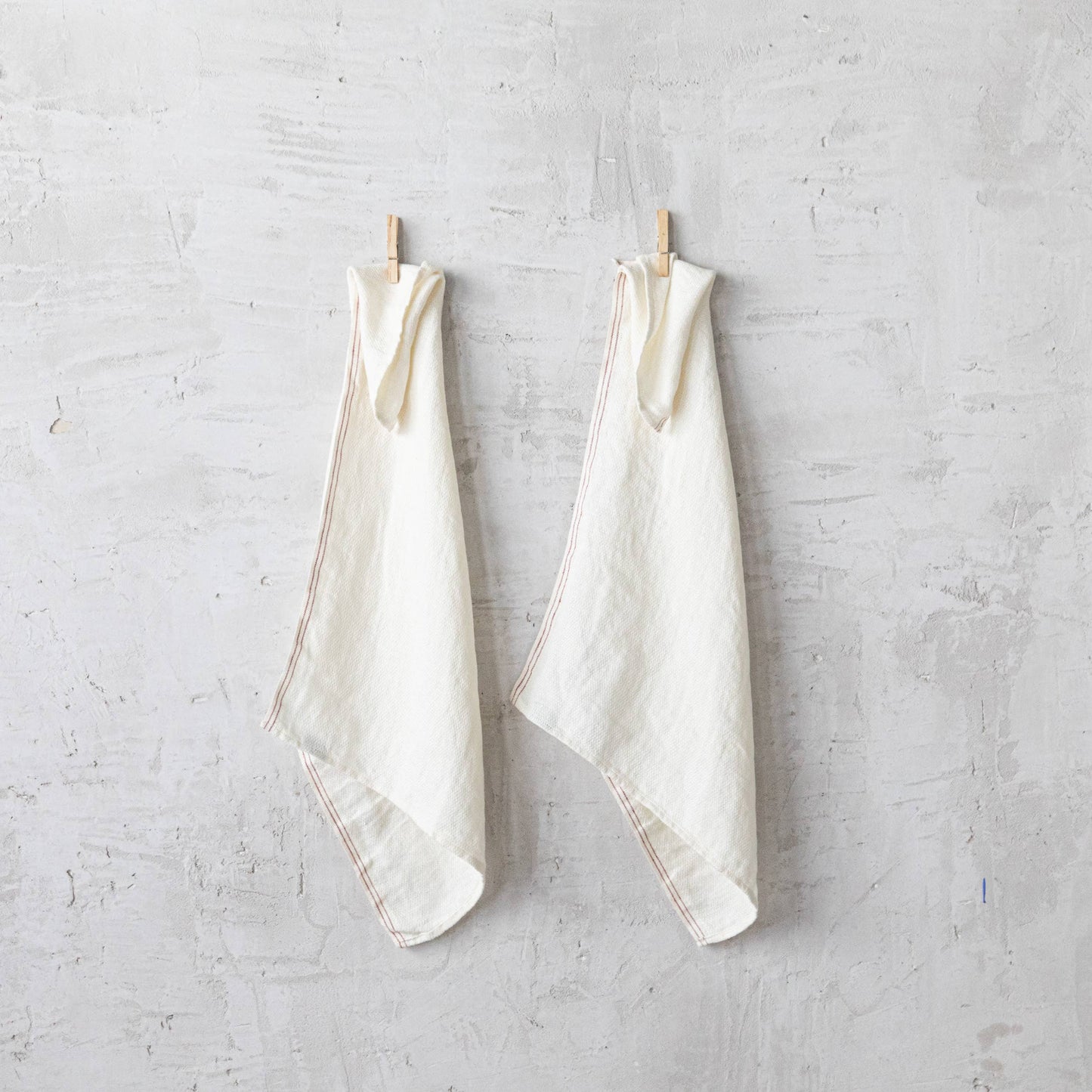 Linen Tea Towels Off White Red Antico Nove: Off White/Red