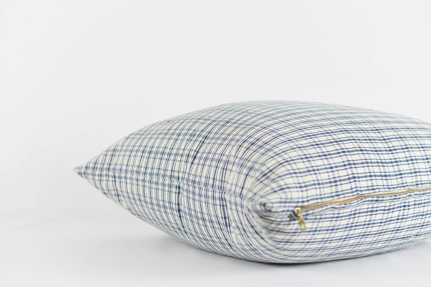 Gloria Pillow