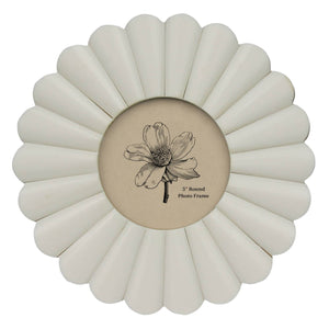 Scalloped Round Frame