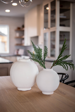 Load image into Gallery viewer, Chios Cream Round Vase Pot
