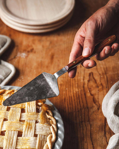 Artisan Forged Server: Wooden