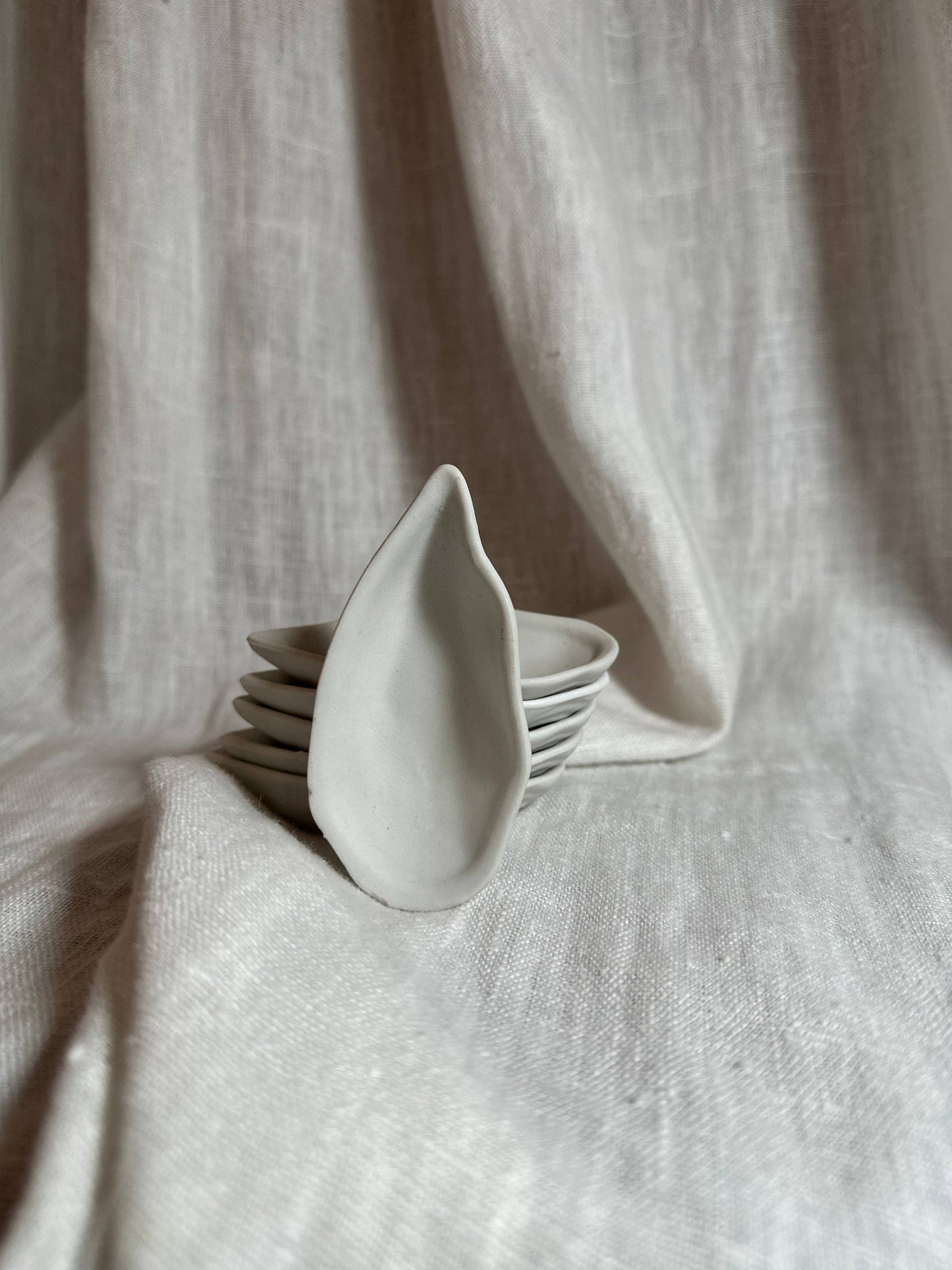 “Oyster” bowls - vintage