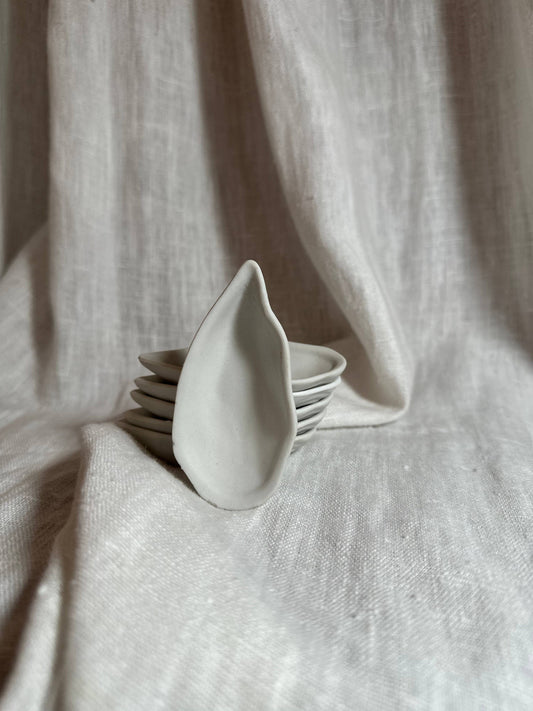 “Oyster” bowls - vintage