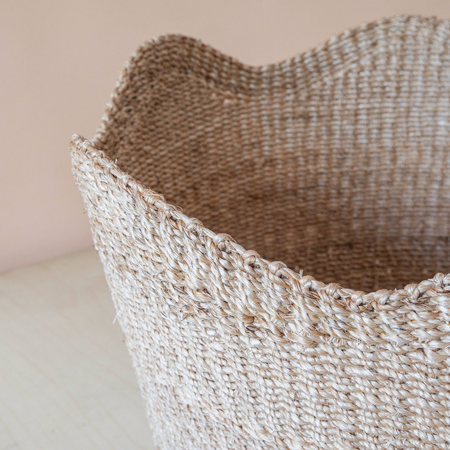 Jumbo Scallop Basket – Natural Handwoven Abaca Basket
