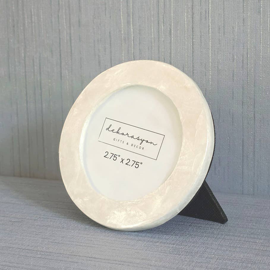 4.25" Capiz Round Mini Frame (Natural White)