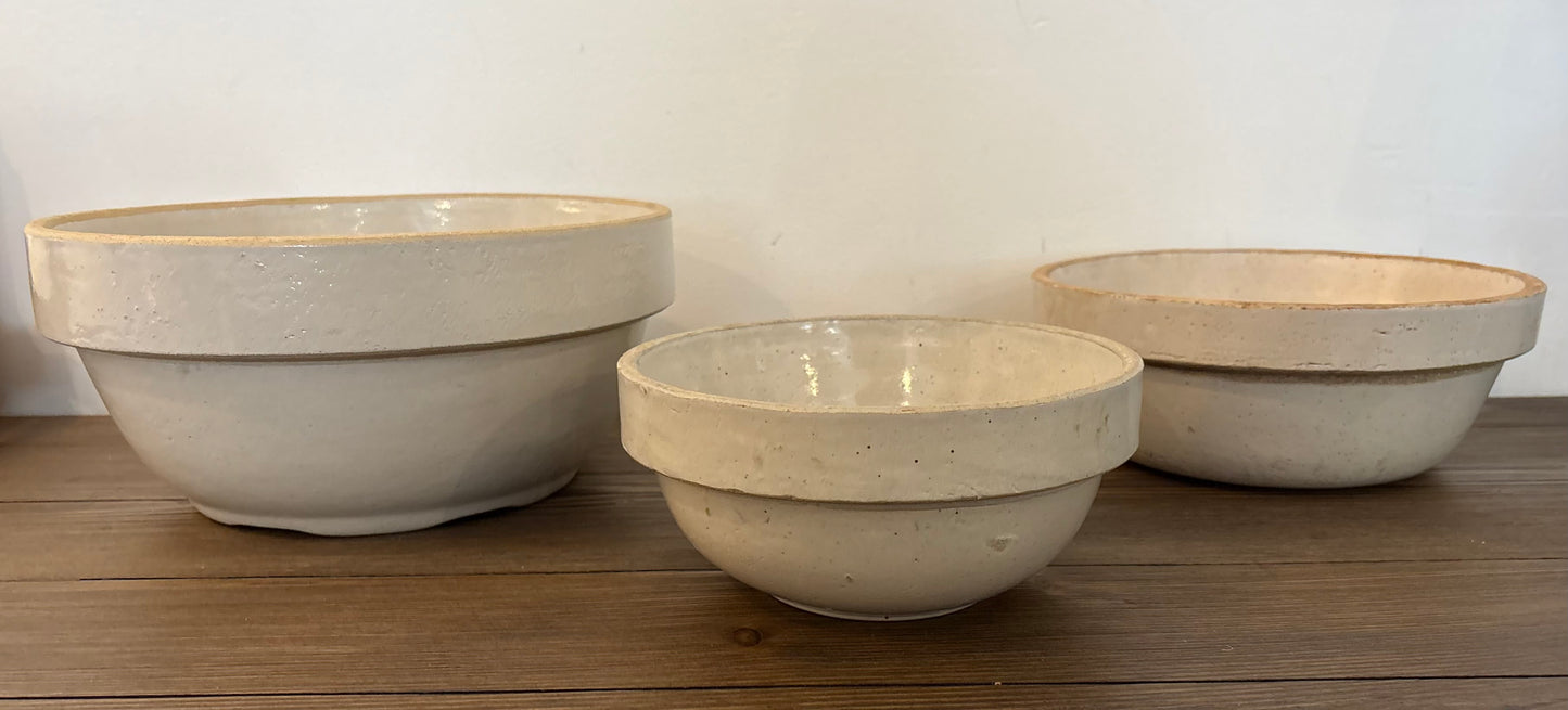 Antique American Salt-Glazed Stoneware Bowls - Nesting Set of 3