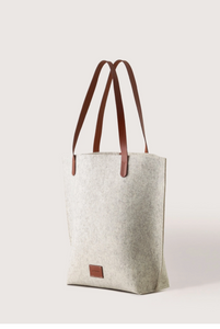 Hana Merino Wool Felt Tote: Heather White
