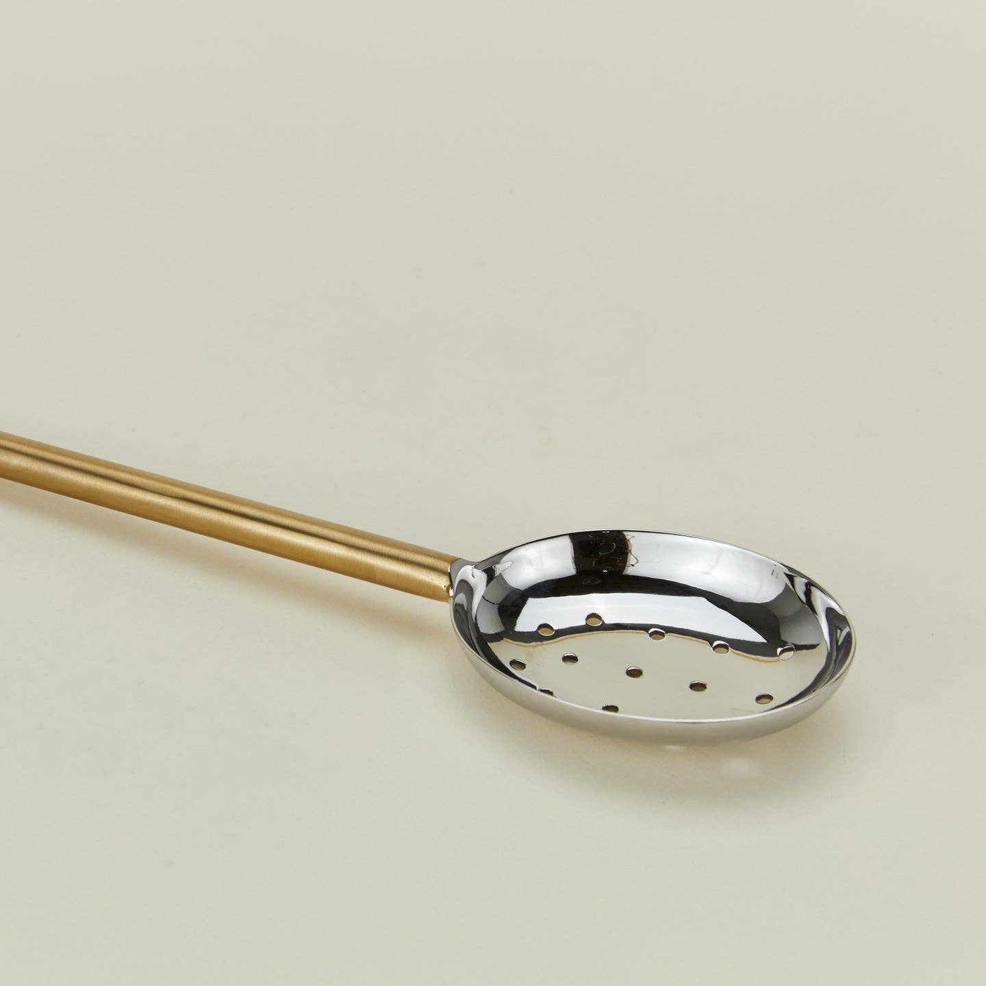 SIMPLE METAL SLOTTED SPOON - BRASS