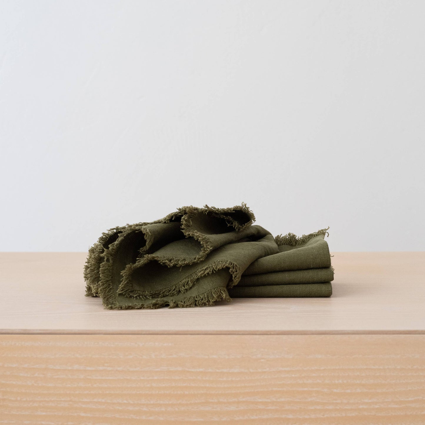 Hand-Made Linen Napkin Terra Fringe / BALSAM GREEN