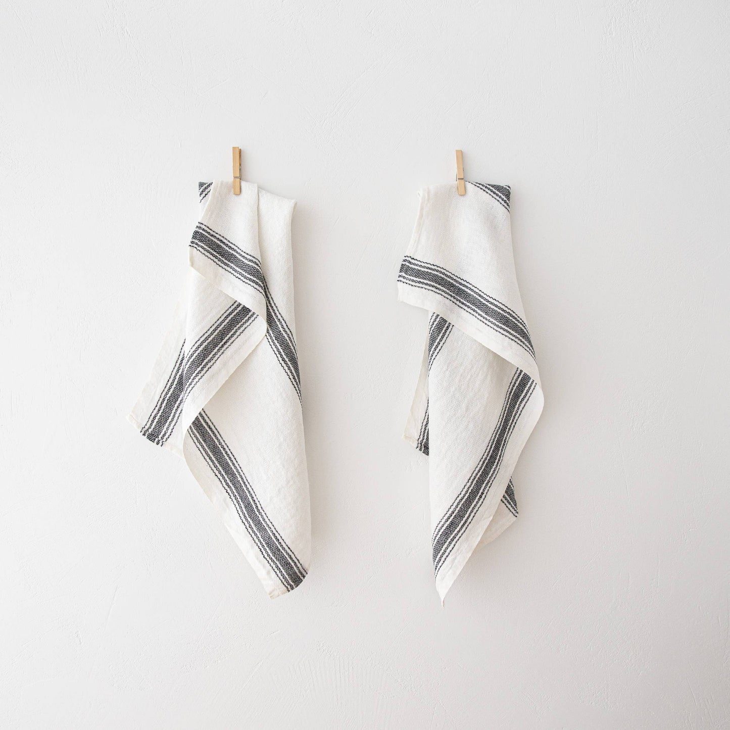 Linen Tea Towels Off White Black Antico - Off White/Black