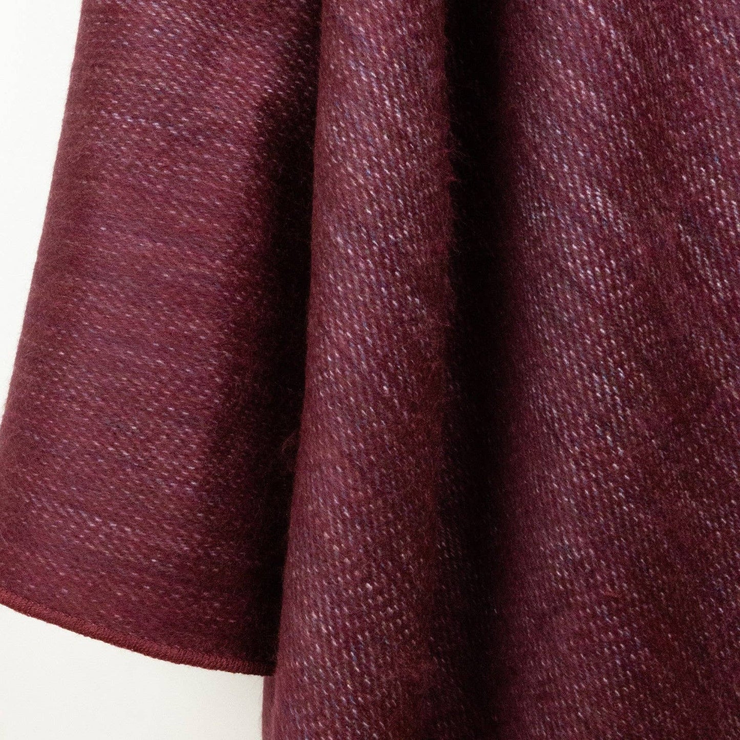 Totoracocha - Double Density Baby Alpaca Wool Throw Blanket