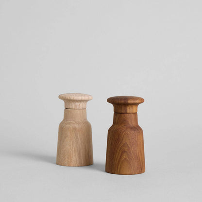 Hammer Grinder: Oak