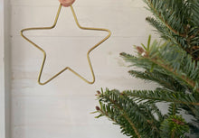 Load image into Gallery viewer, Brass Wire Star Ornament
