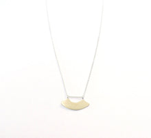 Load image into Gallery viewer, CLAUS petite arch necklace

