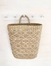 Load image into Gallery viewer, Hand-Woven Seagrass Basket w/Handle
