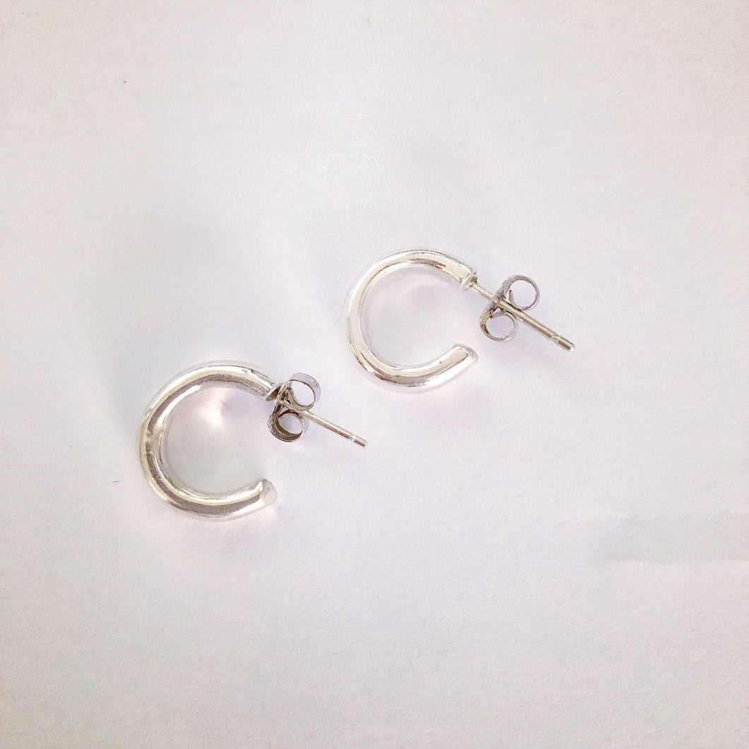 Concrete Collective Classic Chunky Lobe Hoops